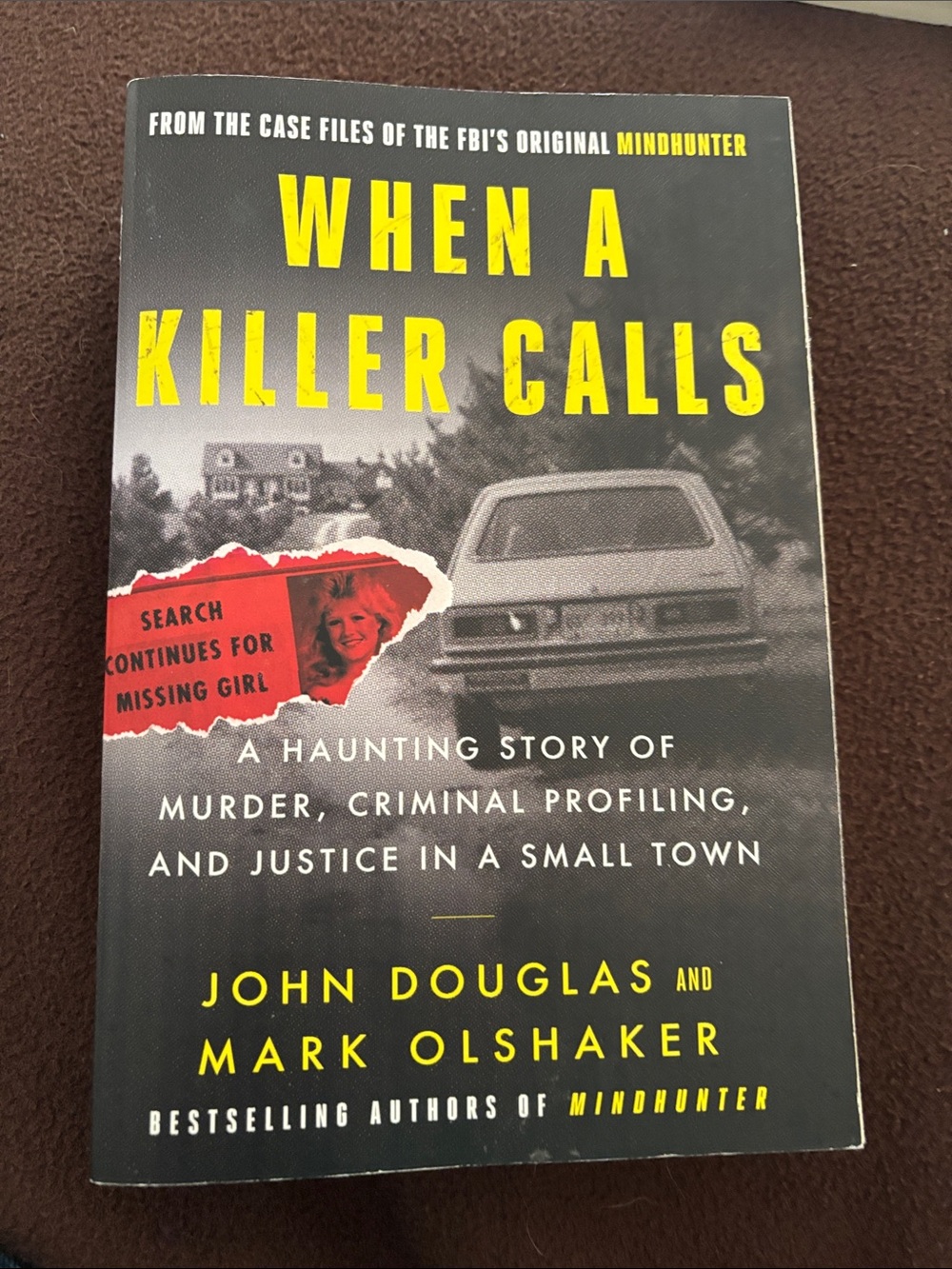 Mindhunter: Inside the FBI Criminal Profile — Black & Red Paperback like new